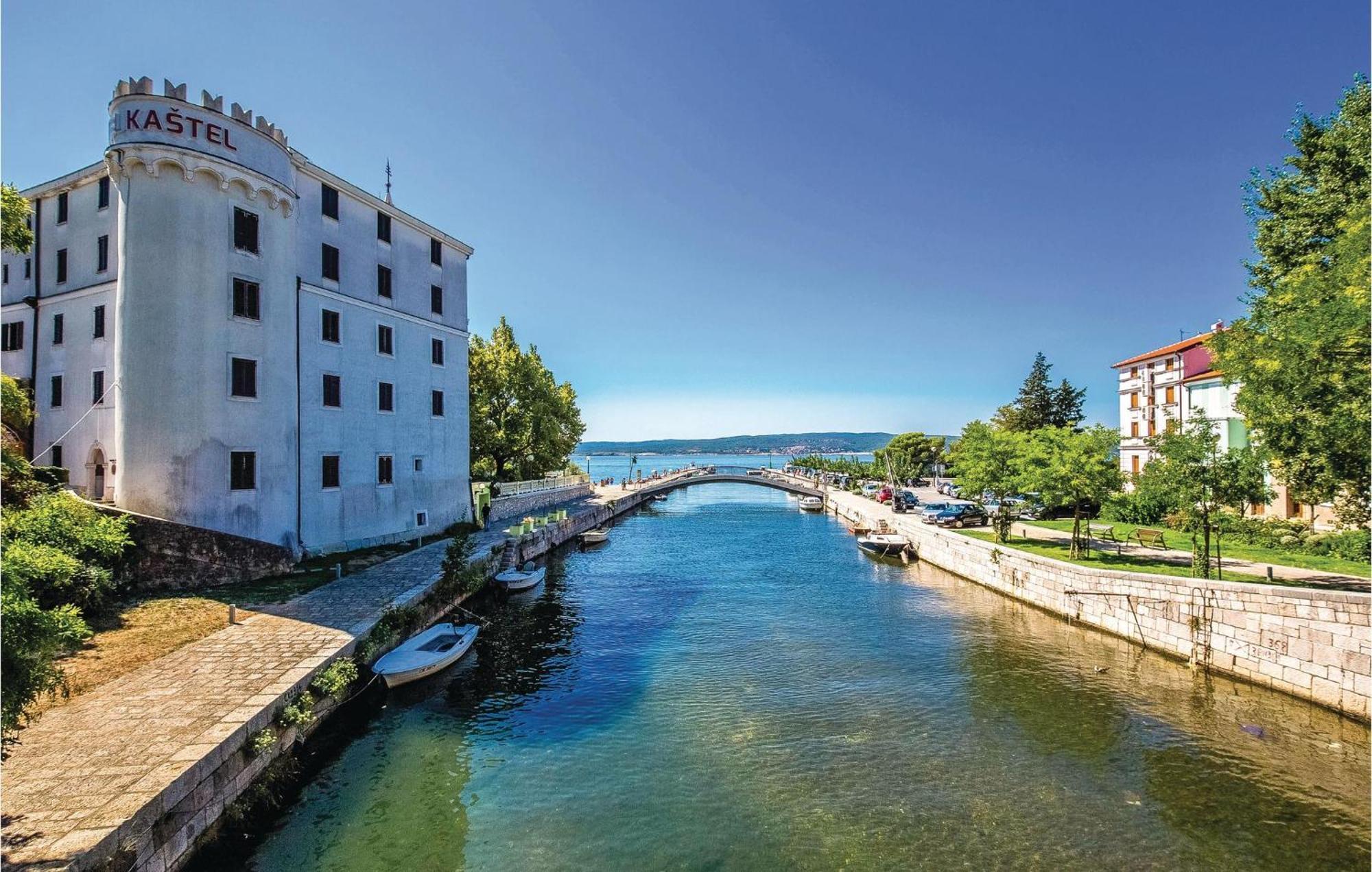 Stunning Apartment In Crikvenica With Wifi 外观 照片